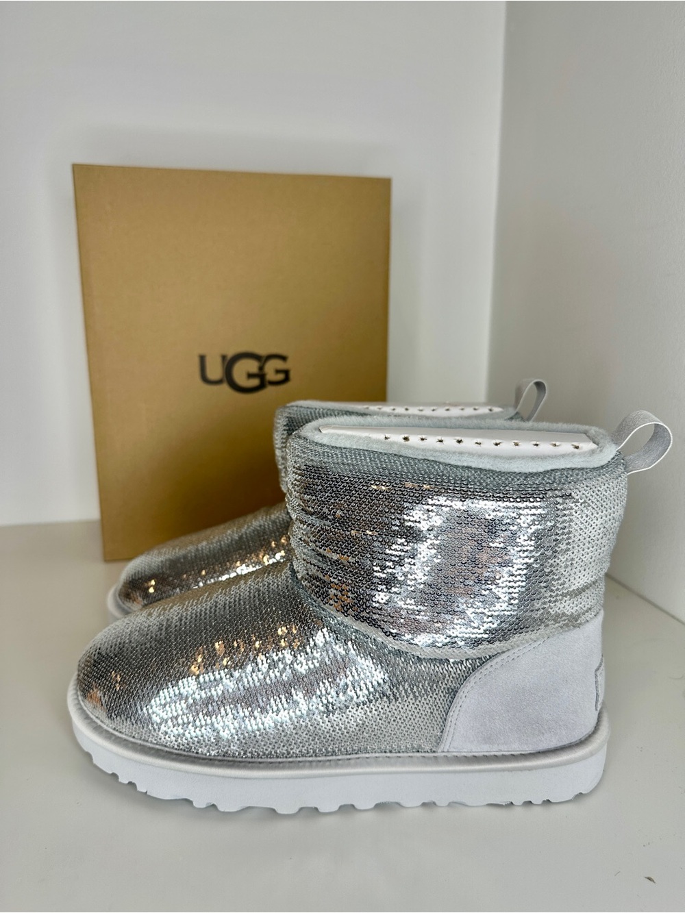 UGG Women’s Classic Mini Mirror Ball Bootie - Silver - Shearling Lining Size 7